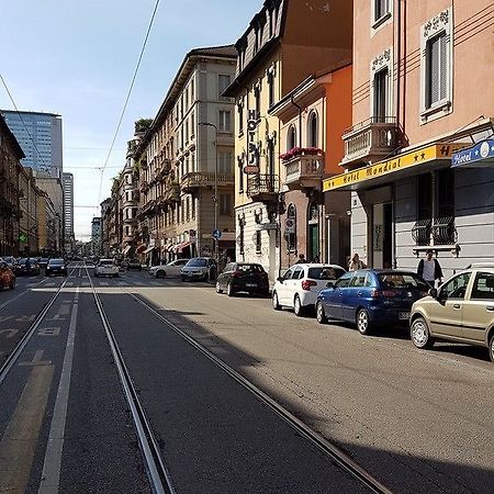 Hotel Mondial Milano Exteriör bild